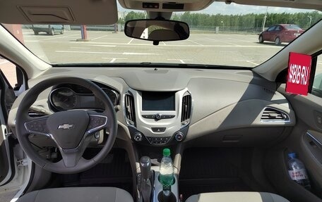Chevrolet Cruze II, 2017 год, 970 000 рублей, 8 фотография