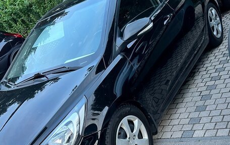 Hyundai Solaris II рестайлинг, 2011 год, 650 000 рублей, 18 фотография