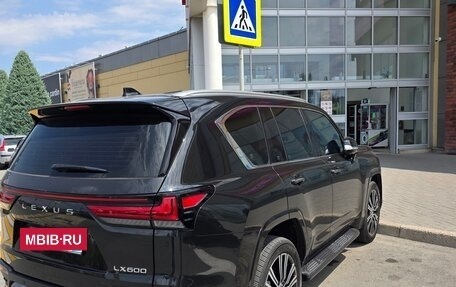 Lexus LX, 2025 год, 19 000 000 рублей, 4 фотография