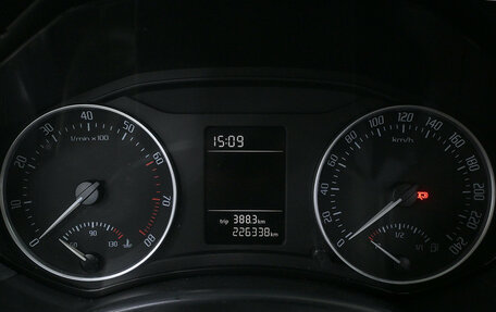 Skoda Octavia, 2010 год, 690 000 рублей, 11 фотография