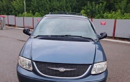 Chrysler Voyager IV, 2001 год, 450 000 рублей, 3 фотография