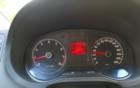Volkswagen Polo VI (EU Market), 2014 год, 650 000 рублей, 10 фотография