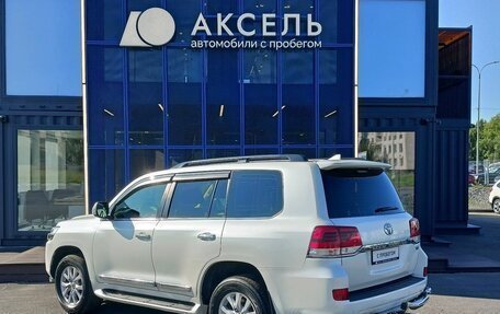 Toyota Land Cruiser 200, 2016 год, 4 749 000 рублей, 7 фотография