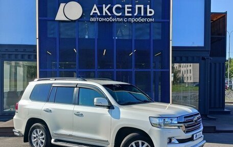 Toyota Land Cruiser 200, 2016 год, 4 749 000 рублей, 3 фотография