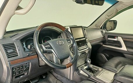 Toyota Land Cruiser 200, 2016 год, 4 749 000 рублей, 12 фотография