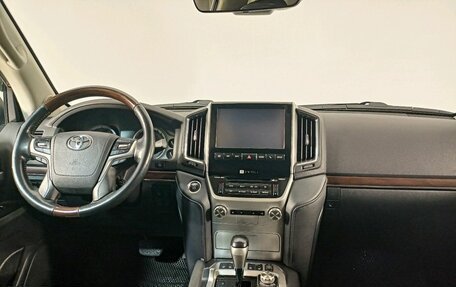 Toyota Land Cruiser 200, 2016 год, 4 749 000 рублей, 14 фотография