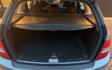Mercedes-Benz C-Класс, 2011 год, 850 000 рублей, 9 фотография