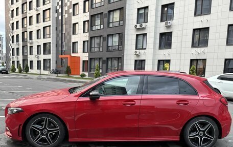 Mercedes-Benz A-Класс, 2018 год, 2 400 000 рублей, 3 фотография
