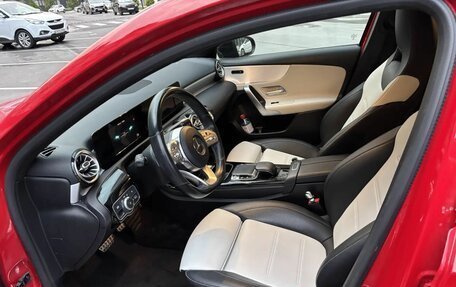 Mercedes-Benz A-Класс, 2018 год, 2 400 000 рублей, 6 фотография
