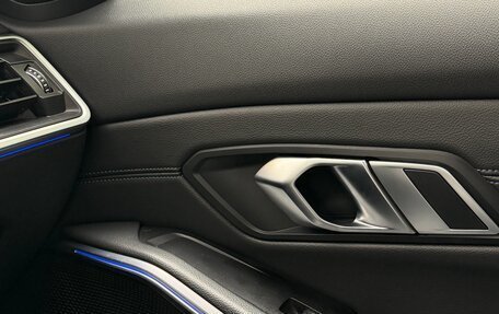 BMW 3 серия, 2019 год, 3 200 000 рублей, 18 фотография