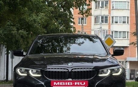 BMW 3 серия, 2019 год, 3 200 000 рублей, 2 фотография