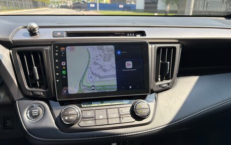 Toyota RAV4, 2019 год, 3 190 000 рублей, 18 фотография