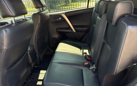 Toyota RAV4, 2019 год, 3 190 000 рублей, 15 фотография