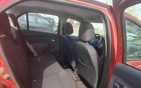 Renault Logan II, 2016 год, 795 000 рублей, 9 фотография