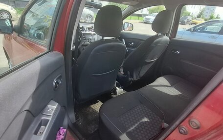 Renault Logan II, 2016 год, 795 000 рублей, 11 фотография