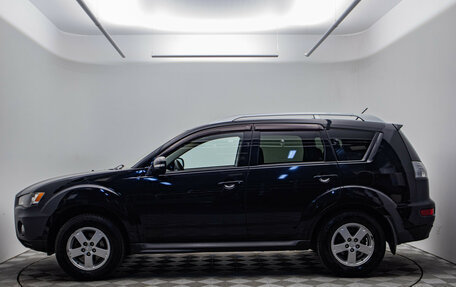 Mitsubishi Outlander III рестайлинг 3, 2010 год, 870 000 рублей, 2 фотография