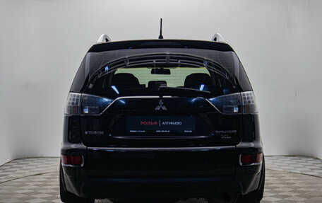 Mitsubishi Outlander III рестайлинг 3, 2010 год, 870 000 рублей, 4 фотография