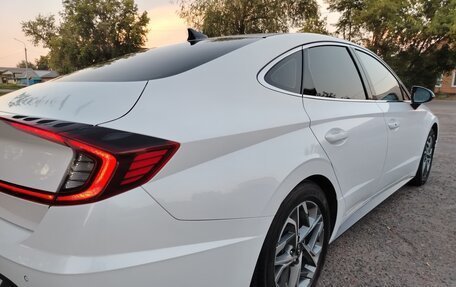 Hyundai Sonata VIII, 2022 год, 2 650 000 рублей, 3 фотография