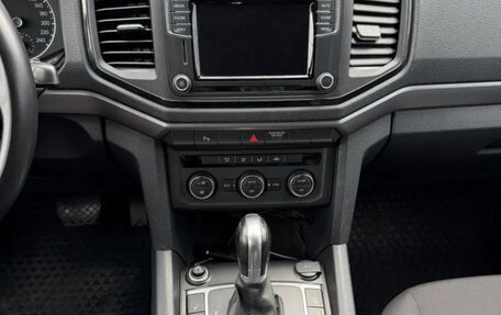 Volkswagen Amarok I рестайлинг, 2016 год, 3 100 000 рублей, 14 фотография