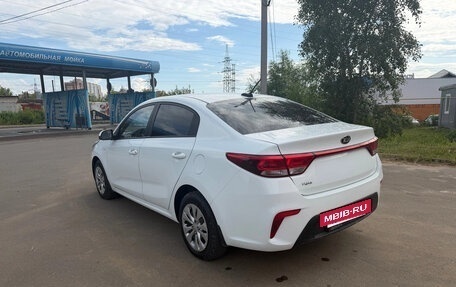 KIA Rio IV, 2018 год, 1 150 000 рублей, 3 фотография