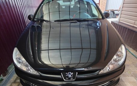 Peugeot 206, 2006 год, 385 000 рублей, 2 фотография