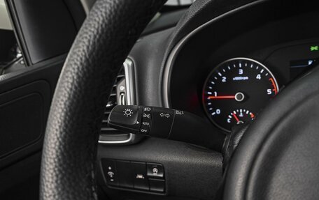 KIA Sportage IV рестайлинг, 2018 год, 2 340 000 рублей, 15 фотография