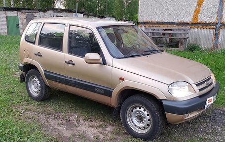 Chevrolet Niva I рестайлинг, 2005 год, 250 000 рублей, 2 фотография