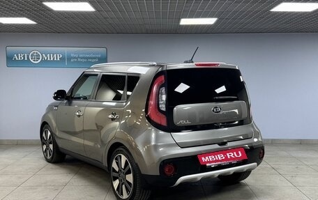 KIA Soul II рестайлинг, 2018 год, 1 439 000 рублей, 7 фотография