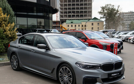 BMW 5 серия, 2018 год, 4 598 000 рублей, 2 фотография