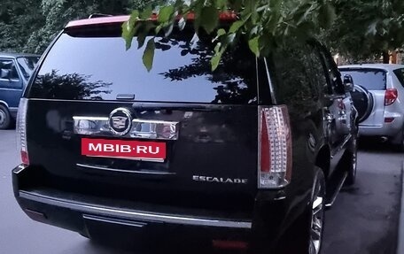 Cadillac Escalade III, 2011 год, 2 400 000 рублей, 5 фотография