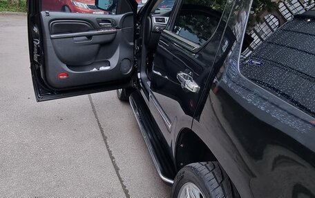 Cadillac Escalade III, 2011 год, 2 400 000 рублей, 37 фотография