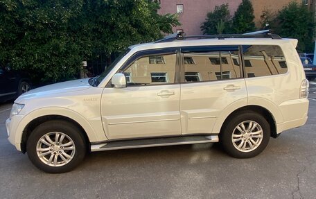 Mitsubishi Pajero IV, 2013 год, 2 150 000 рублей, 5 фотография