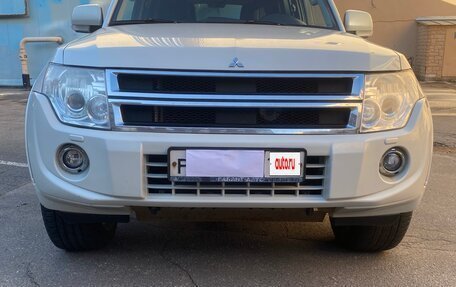 Mitsubishi Pajero IV, 2013 год, 2 150 000 рублей, 8 фотография