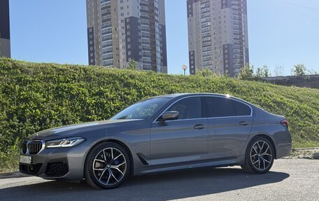 BMW 5 серия, 2022 год, 6 800 000 рублей, 2 фотография