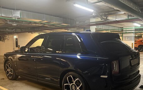 Rolls-Royce Cullinan, 2023 год, 54 700 рублей, 10 фотография