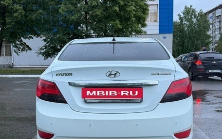 Hyundai Solaris II рестайлинг, 2013 год, 860 000 рублей, 4 фотография