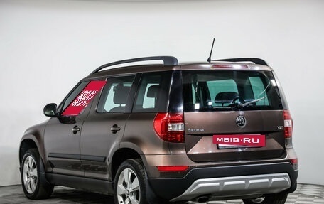 Skoda Yeti I рестайлинг, 2015 год, 1 199 000 рублей, 8 фотография
