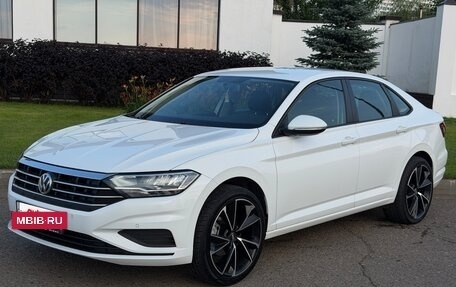 Volkswagen Jetta VII, 2021 год, 1 900 000 рублей, 2 фотография