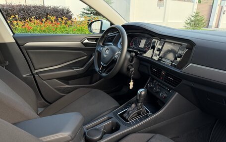 Volkswagen Jetta VII, 2021 год, 1 900 000 рублей, 23 фотография