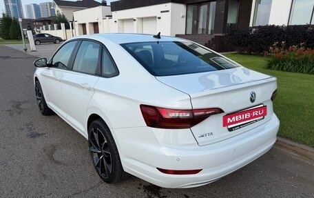 Volkswagen Jetta VII, 2021 год, 1 900 000 рублей, 5 фотография