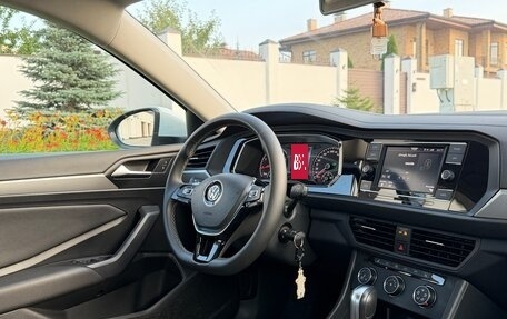 Volkswagen Jetta VII, 2021 год, 1 900 000 рублей, 28 фотография