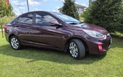Hyundai Solaris II рестайлинг, 2013 год, 800 000 рублей, 1 фотография