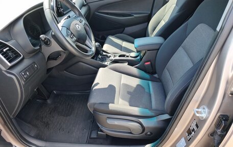 Hyundai Tucson III, 2019 год, 2 000 000 рублей, 12 фотография