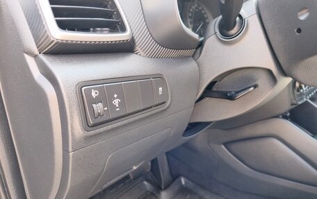 Hyundai Tucson III, 2019 год, 2 000 000 рублей, 11 фотография
