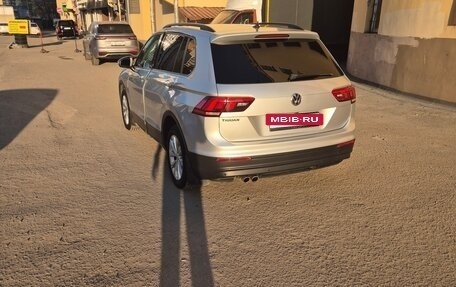 Volkswagen Tiguan II, 2019 год, 2 250 000 рублей, 5 фотография