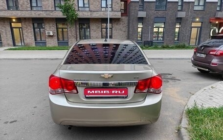 Chevrolet Cruze II, 2010 год, 660 000 рублей, 7 фотография