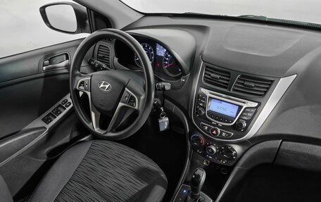 Hyundai Solaris II рестайлинг, 2015 год, 1 003 000 рублей, 13 фотография