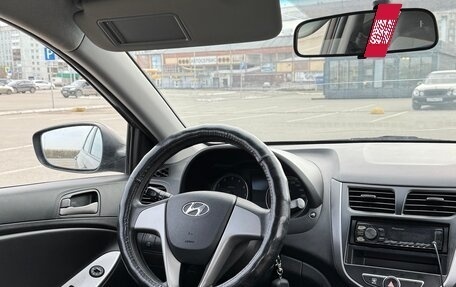 Hyundai Solaris II рестайлинг, 2015 год, 850 000 рублей, 15 фотография