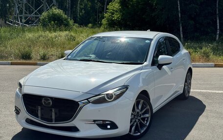 Mazda Axela, 2017 год, 1 700 000 рублей, 3 фотография