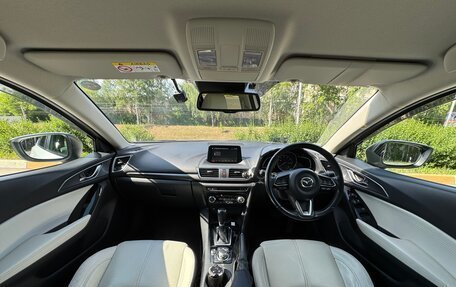 Mazda Axela, 2017 год, 1 700 000 рублей, 10 фотография